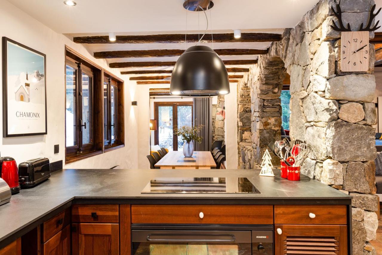 Chalet Les Praz - 280Sqm - Sauna Cinema Fitness - 5 Bedrooms In Heart Of Les Praz - By Cozee Rentals Chamonix Exterior foto