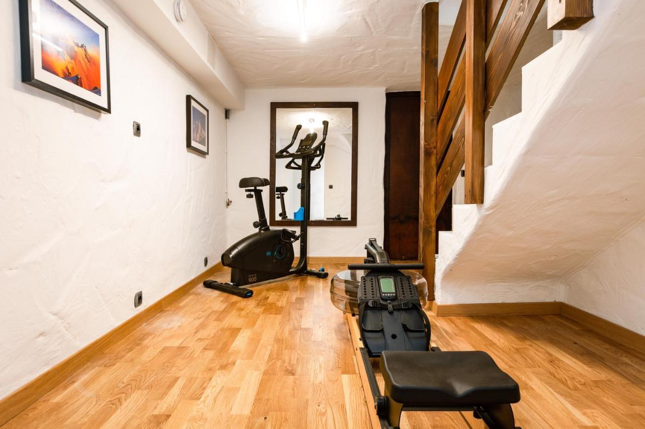 Chalet Les Praz - 280Sqm - Sauna Cinema Fitness - 5 Bedrooms In Heart Of Les Praz - By Cozee Rentals Chamonix Exterior foto